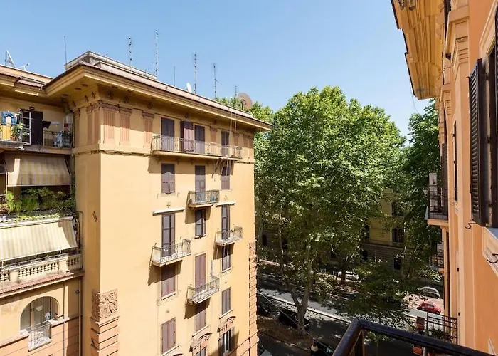 Apartment Vatican Comfortable Sunny Rom