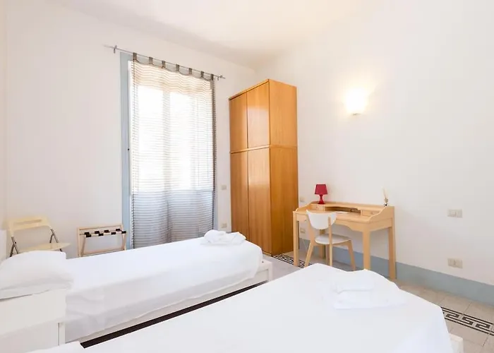 Vatican Comfortable Sunny Apartment